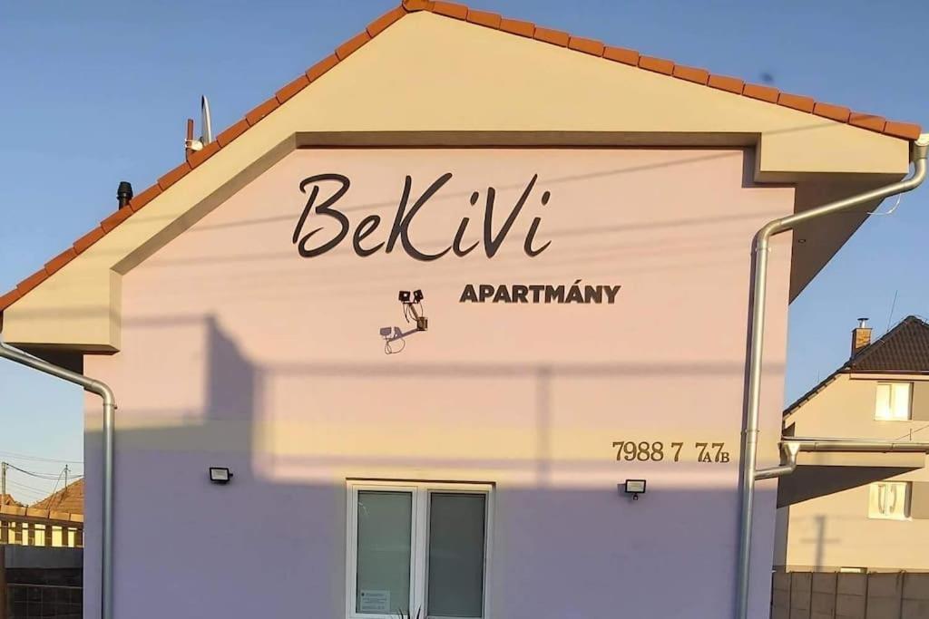 Bekivi Apartmany Dunajská Streda Dış mekan fotoğraf