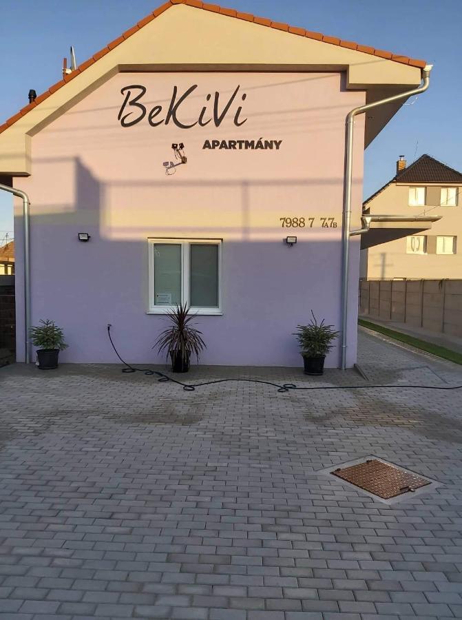 Bekivi Apartmany Dunajská Streda Dış mekan fotoğraf