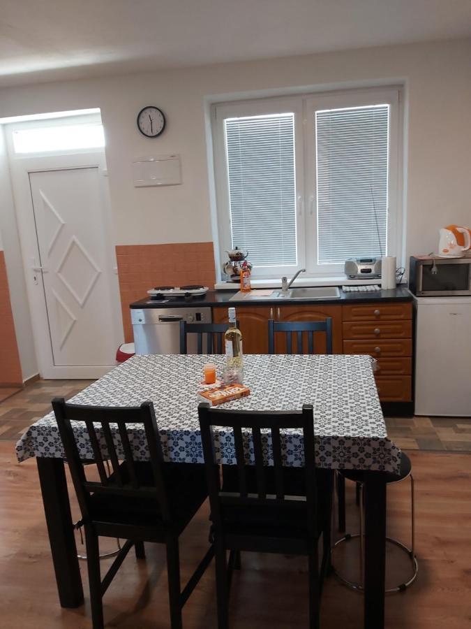 Bekivi Apartmany Dunajská Streda Dış mekan fotoğraf